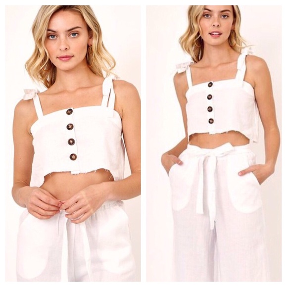 Linen Crop Top with button detail - Picture 2 of 5